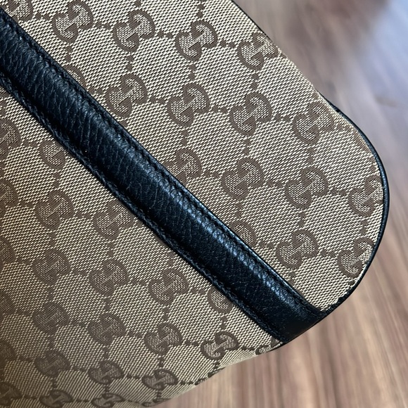 A155 - π― % authentic Gucci shoulder bag - Picture 11 of 16